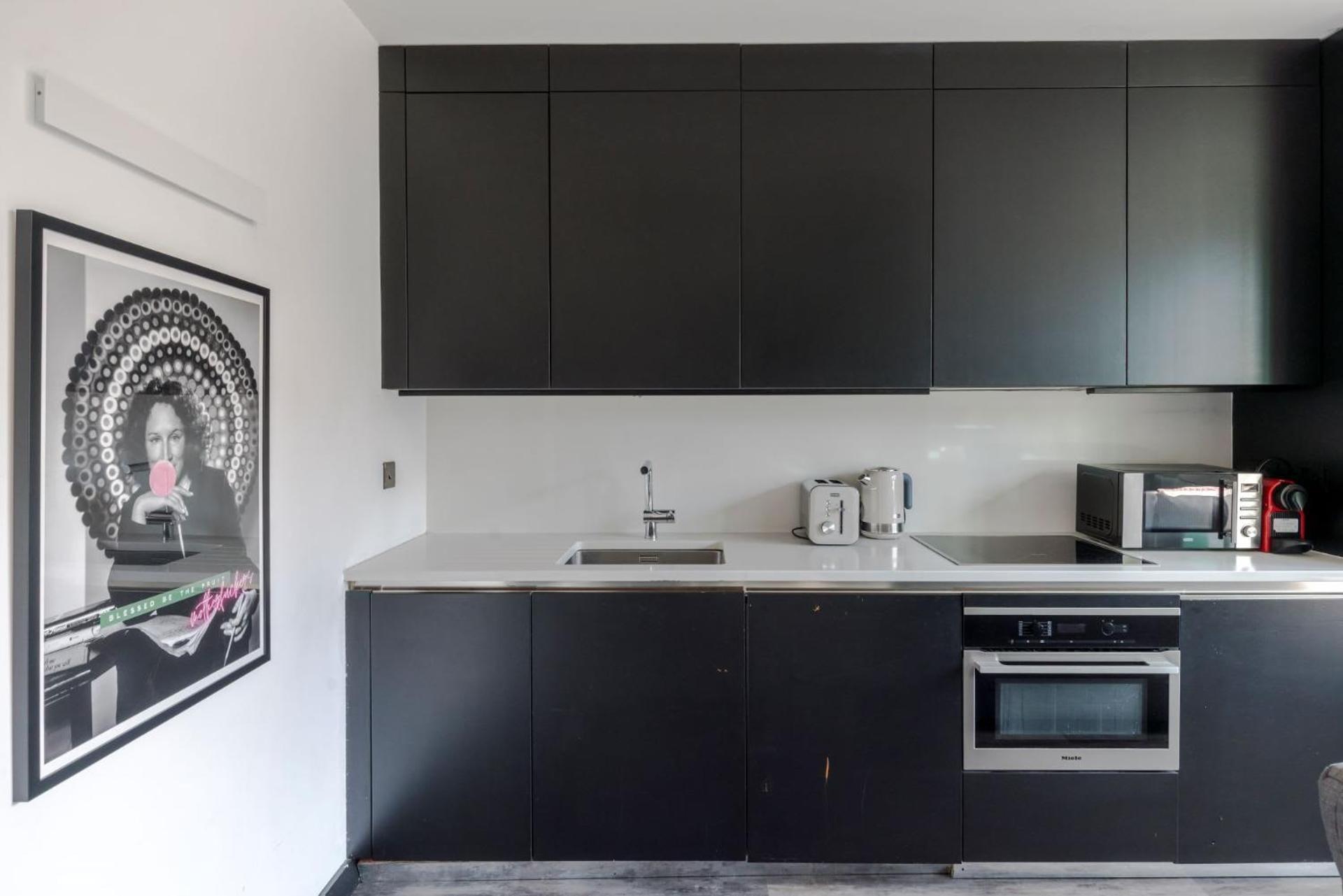 The "Slaycation" Crib - Soho - By Frankie Says Apartamento Londres Exterior foto